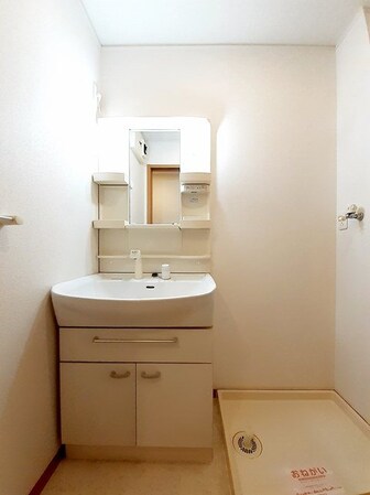 プラテリーアBの物件内観写真